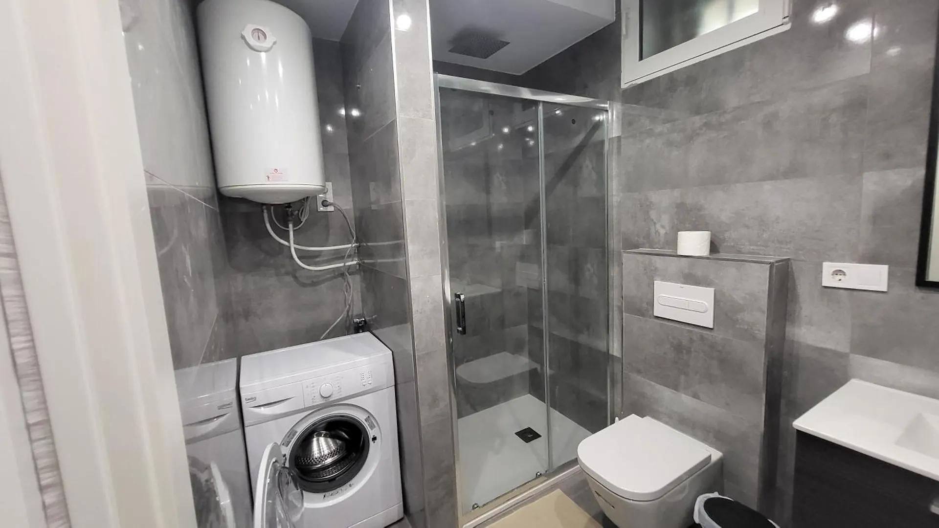 Apartamento De 3 Habitaciones برشلونة